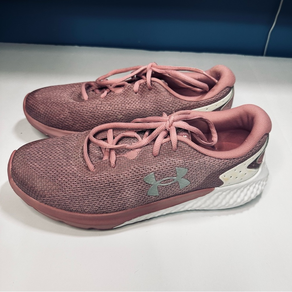 Under Armour Women's Mauve Athletic Shoes
